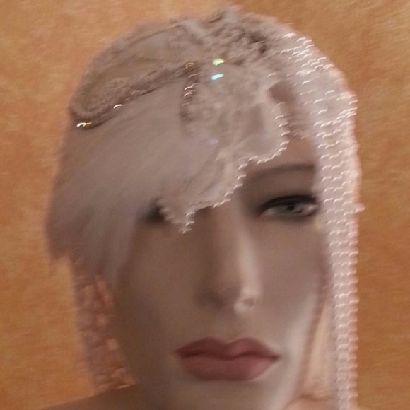 40's White Feather Crystal Net Wedding Headpiece